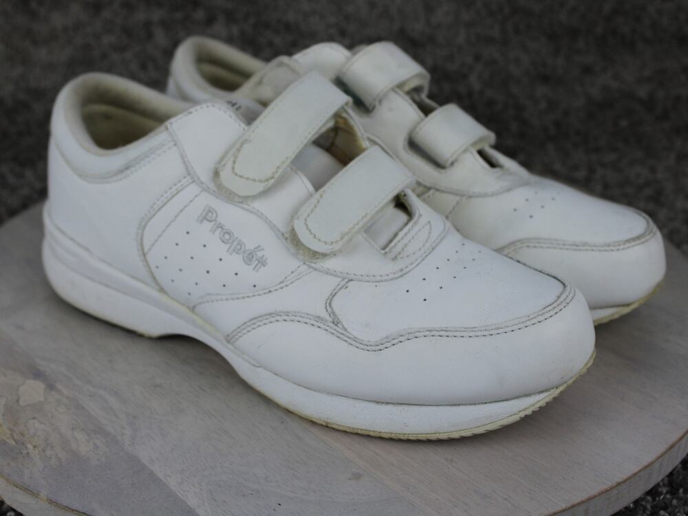 Propet Lifewalker Orthopedic Comfort Walking Shoes Mens 9 WhiteSneaker